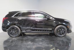 2021 Cadillac XT5 - Image 12