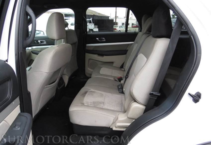 2019 Ford Explorer - Image 21