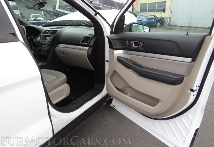 2019 Ford Explorer - Image 14