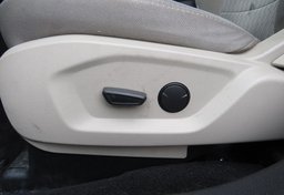 2019 Ford Explorer - Image 36