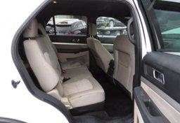 2019 Ford Explorer - Image 20