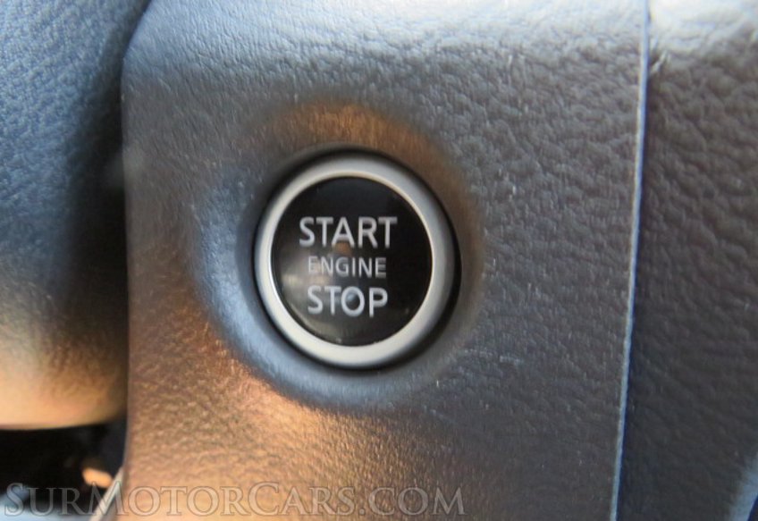 2022 Nissan Frontier - Image 9