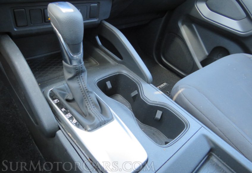 2022 Nissan Frontier - Image 24