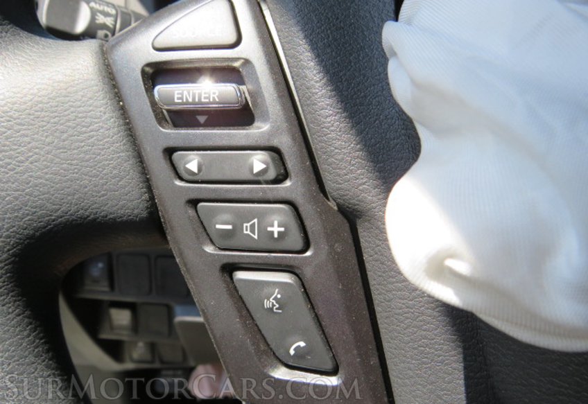 2022 Nissan Frontier - Image 28