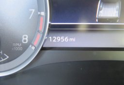 2022 Nissan Frontier - Image 12