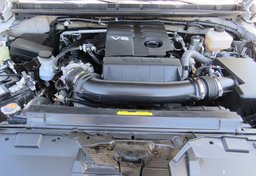 2022 Nissan Frontier - Image 14