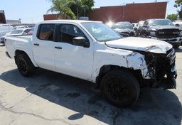 2022 Nissan Frontier - Image 2