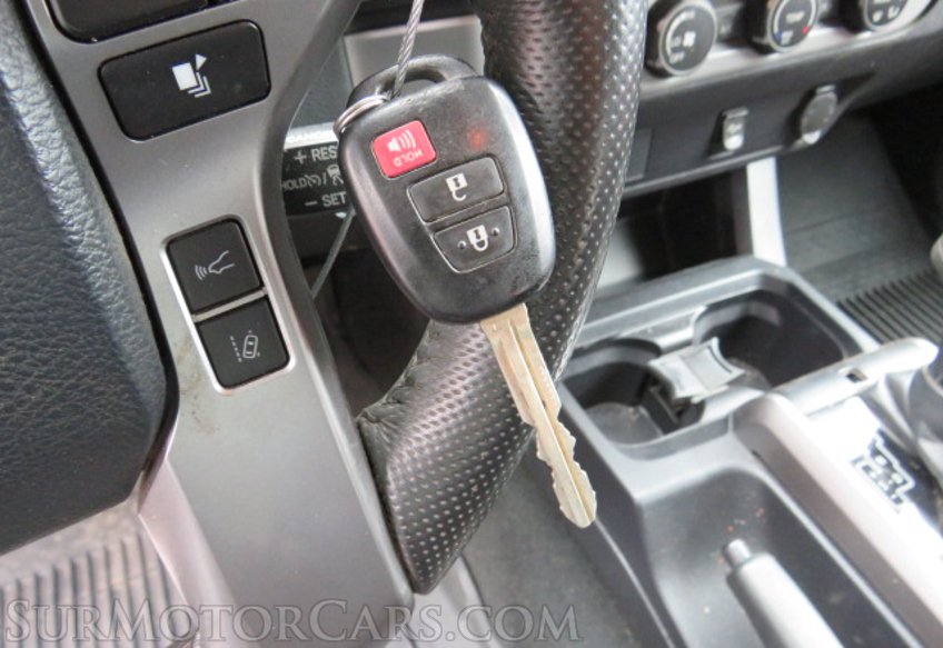 2019 Toyota Tacoma - Image 36