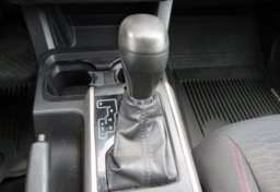 2019 Toyota Tacoma - Image 42