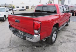 2019 Toyota Tacoma - Image 9