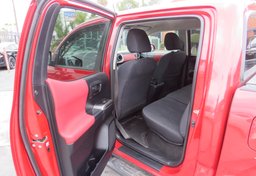 2019 Toyota Tacoma - Image 25