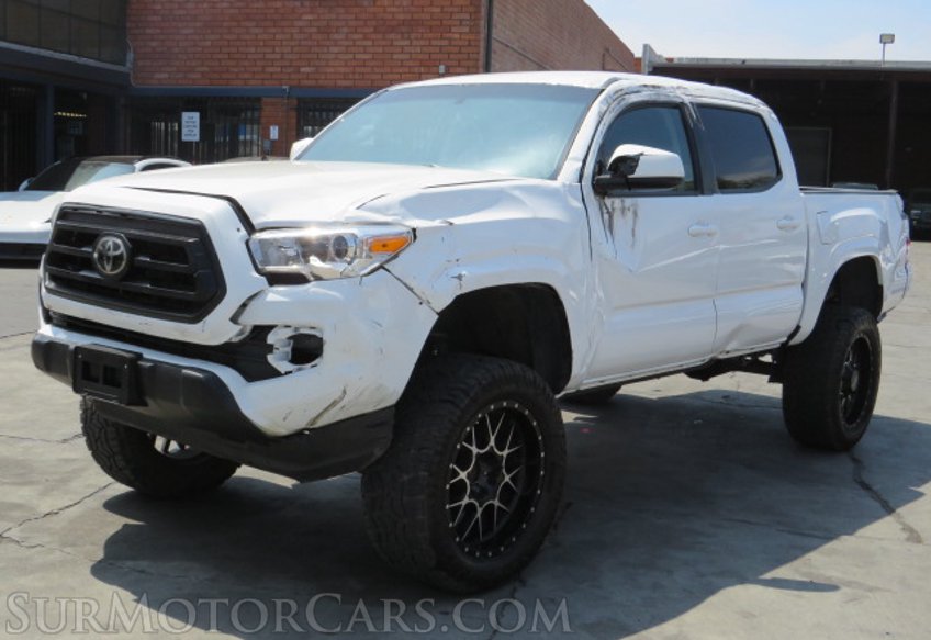 2020 Toyota Tacoma - Image 4