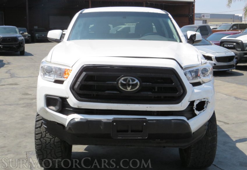 2020 Toyota Tacoma - Image 11
