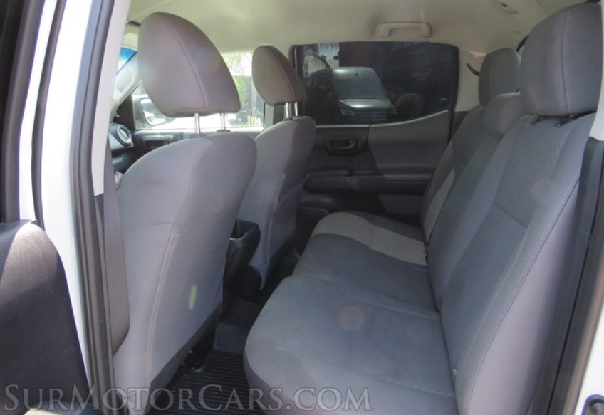 2020 Toyota Tacoma - Image 27