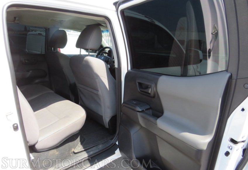 2020 Toyota Tacoma - Image 24