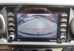 2020 Toyota Tacoma - Image 33