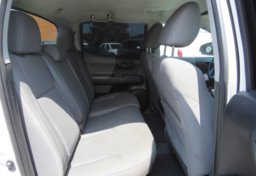 2020 Toyota Tacoma - Image 26