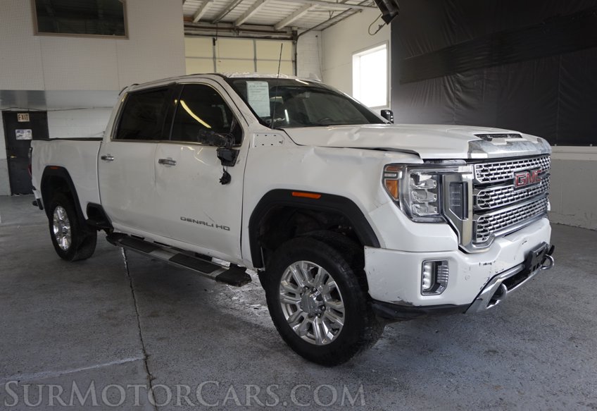 2022 GMC Sierra 2500HD - Image 4