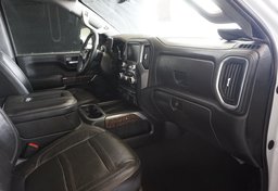 2022 GMC Sierra 2500HD - Image 26