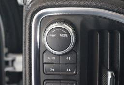 2022 GMC Sierra 2500HD - Image 38