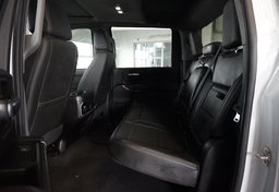 2022 GMC Sierra 2500HD - Image 31