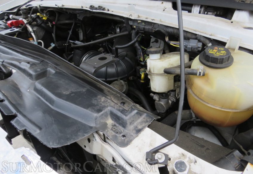 2015 Ford Econoline Commercial Cutaway - Image 45