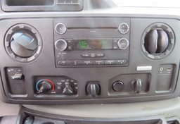 2015 Ford Econoline Commercial Cutaway - Image 39