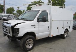 2015 Ford Econoline Commercial Cutaway - Image 4