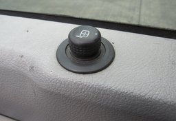 2015 Ford Econoline Commercial Cutaway - Image 38