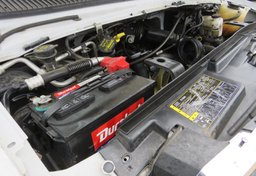 2015 Ford Econoline Commercial Cutaway - Image 46