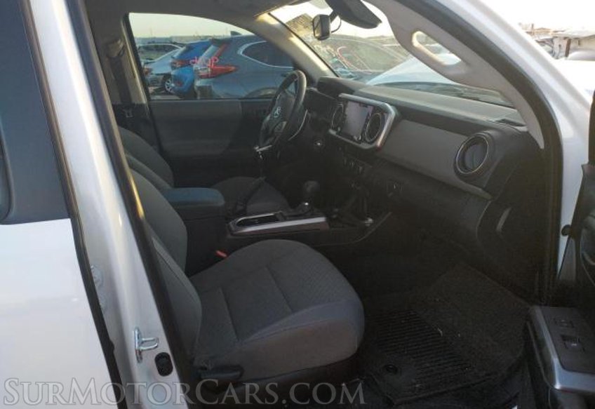 2022 Toyota Tacoma - Image 5