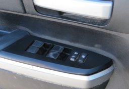 2017 Toyota Tundra 4WD - Image 44