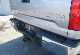 2017 Toyota Tundra 4WD - Image 18