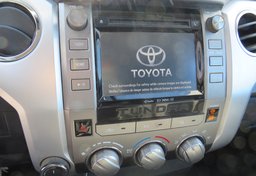 2017 Toyota Tundra 4WD - Image 39