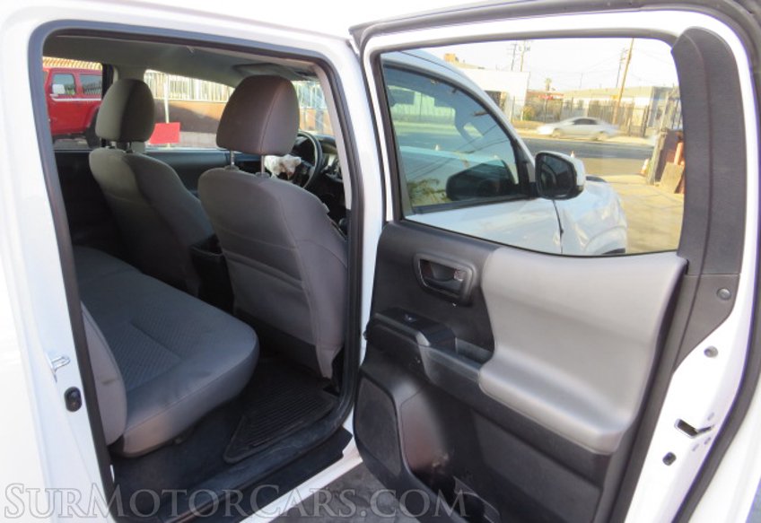 2021 Toyota Tacoma - Image 19