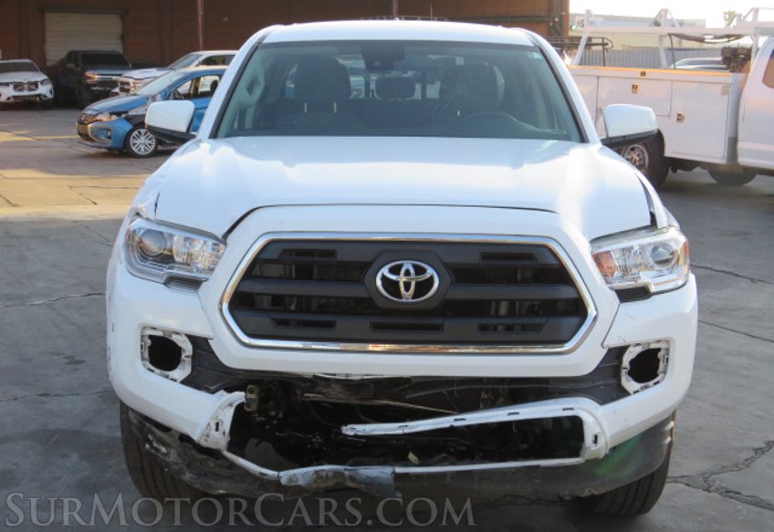 2021 Toyota Tacoma - Image 12