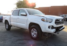 2021 Toyota Tacoma - Image 4