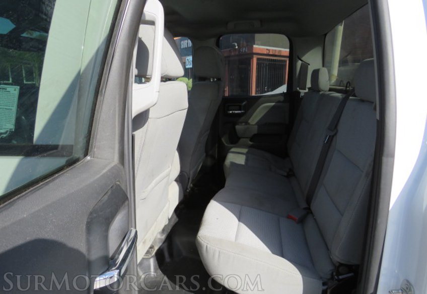 2019 Chevrolet Silverado 2500HD - Image 25