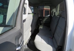 2019 Chevrolet Silverado 2500HD - Image 25