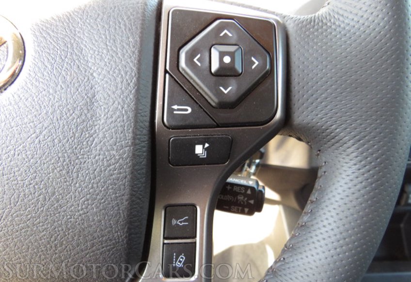 2021 Toyota Tacoma 4WD - Image 39