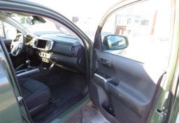 2021 Toyota Tacoma 4WD - Image 25