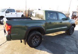 2021 Toyota Tacoma 4WD - Image 6