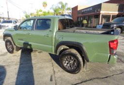 2021 Toyota Tacoma 4WD - Image 5