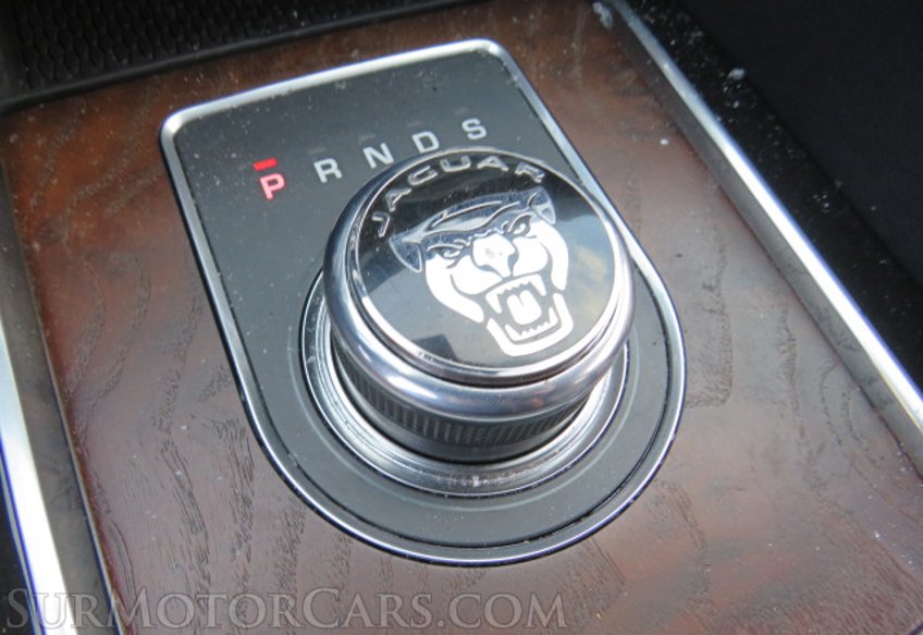 2017 Jaguar F-PACE - Image 39