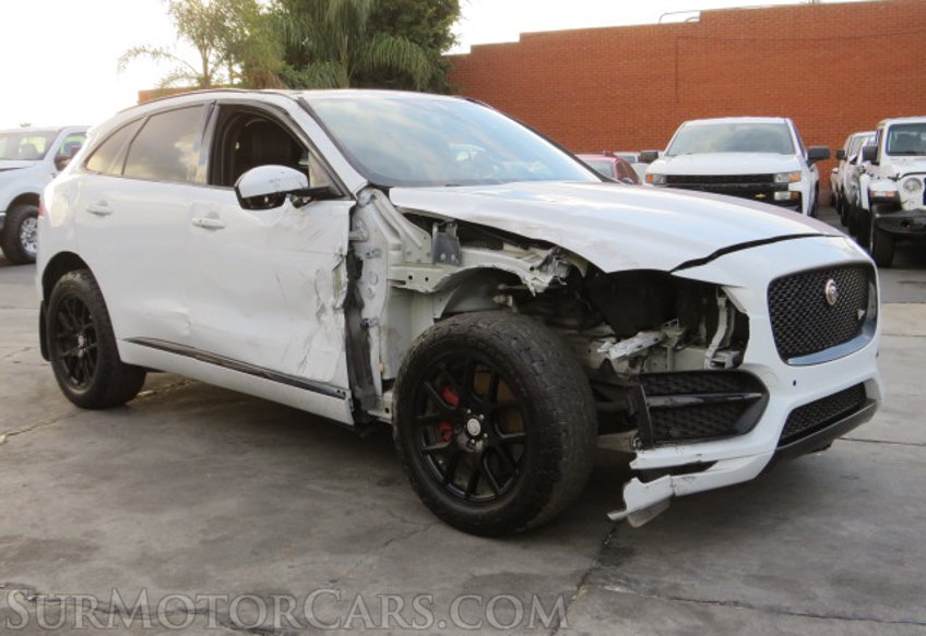 2017 Jaguar F-PACE - Image 4