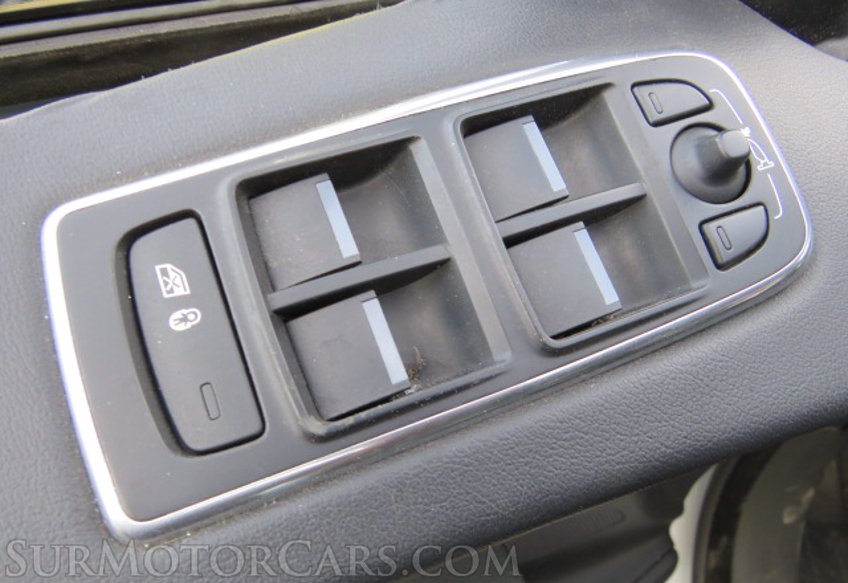 2017 Jaguar F-PACE - Image 44