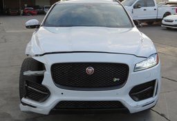 2017 Jaguar F-PACE - Image 11