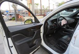 2017 Jaguar F-PACE - Image 20