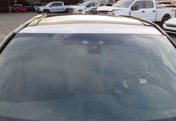 2017 Jaguar F-PACE - Image 13