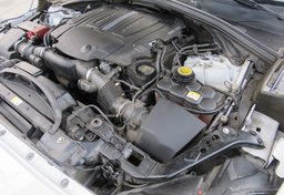 2017 Jaguar F-PACE - Image 53